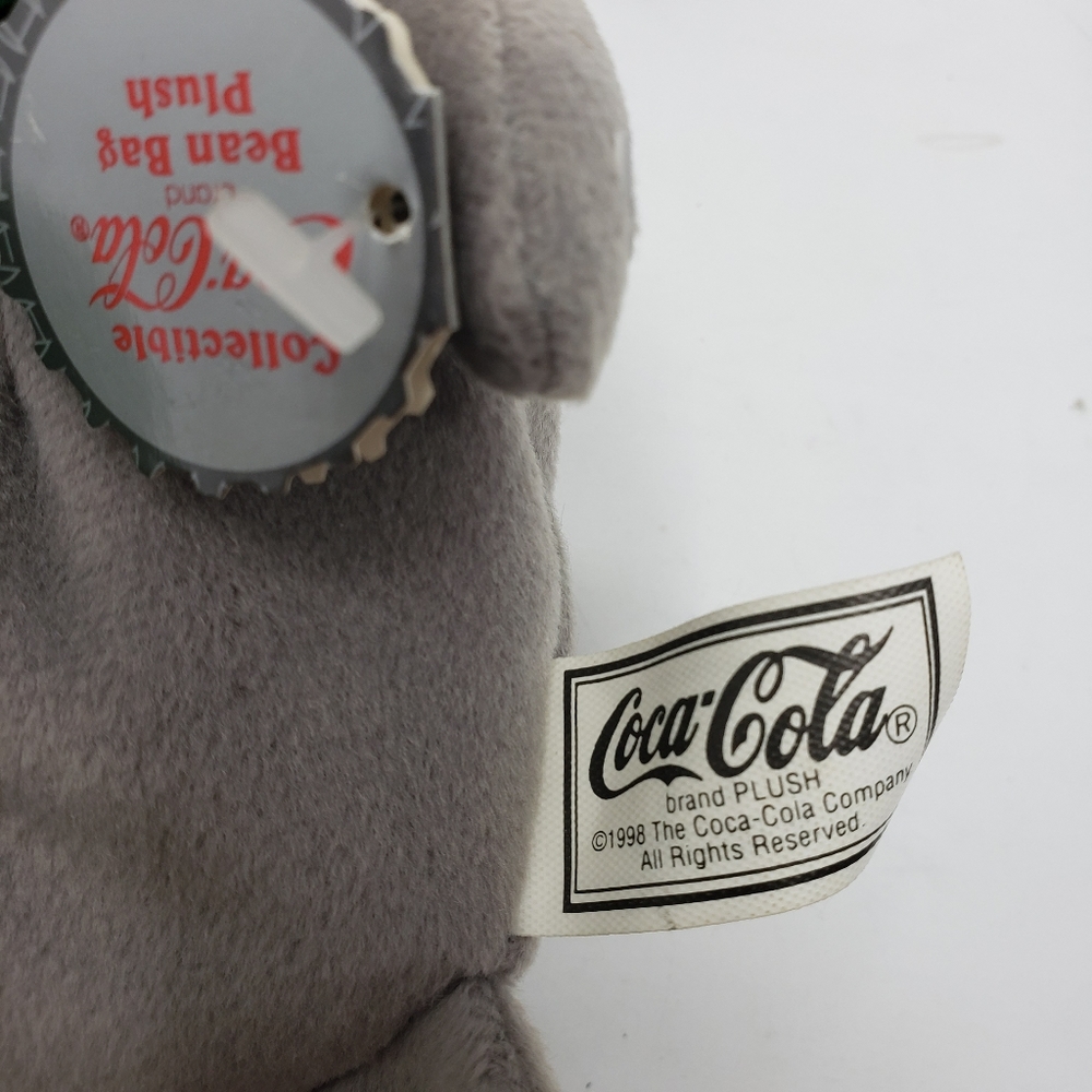 Vintage Collectable Coca-Cola Bean Bag Plush Seal in Green Scarf - Picture 6 of 6